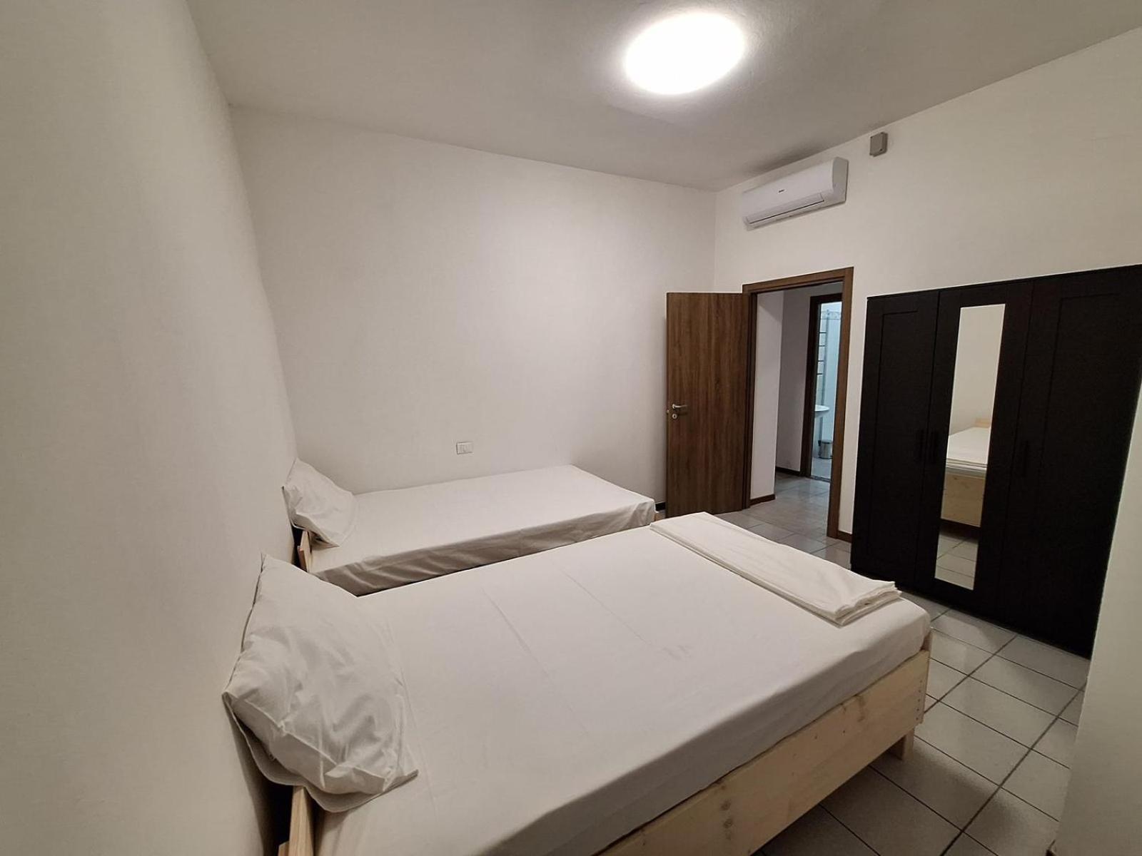 Fiore Apartments Fiorenzuola dʼArda Exterior foto